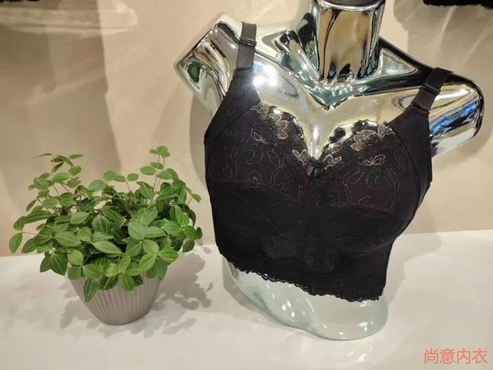 孕期、哺乳期該怎么挑選內衣呢？